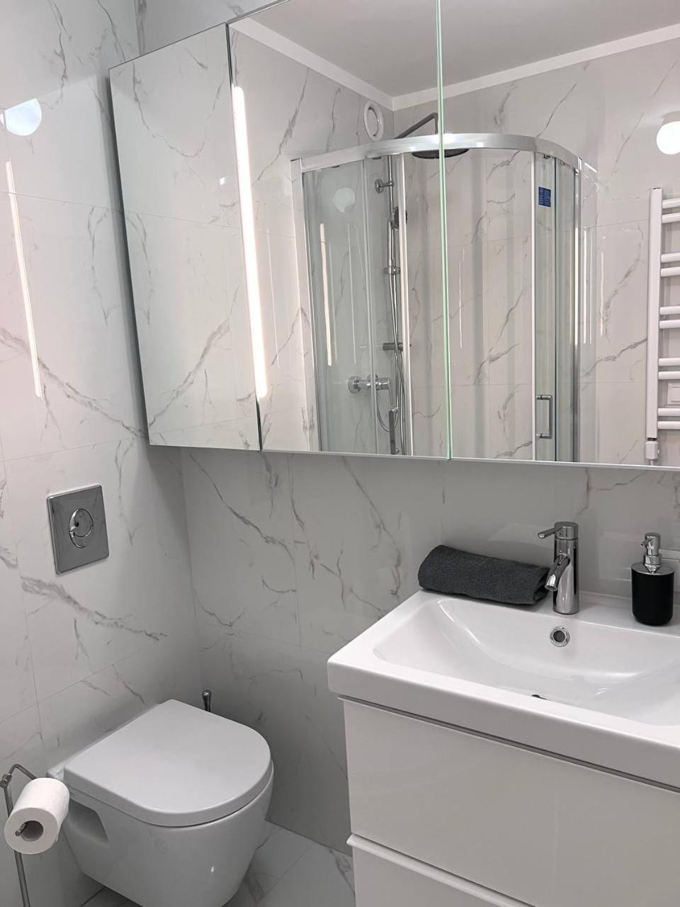 Quiet Apartment Near The Park, Metro, Centre, Wi-Fi - By Hik Apartments Warsaw Ngoại thất bức ảnh