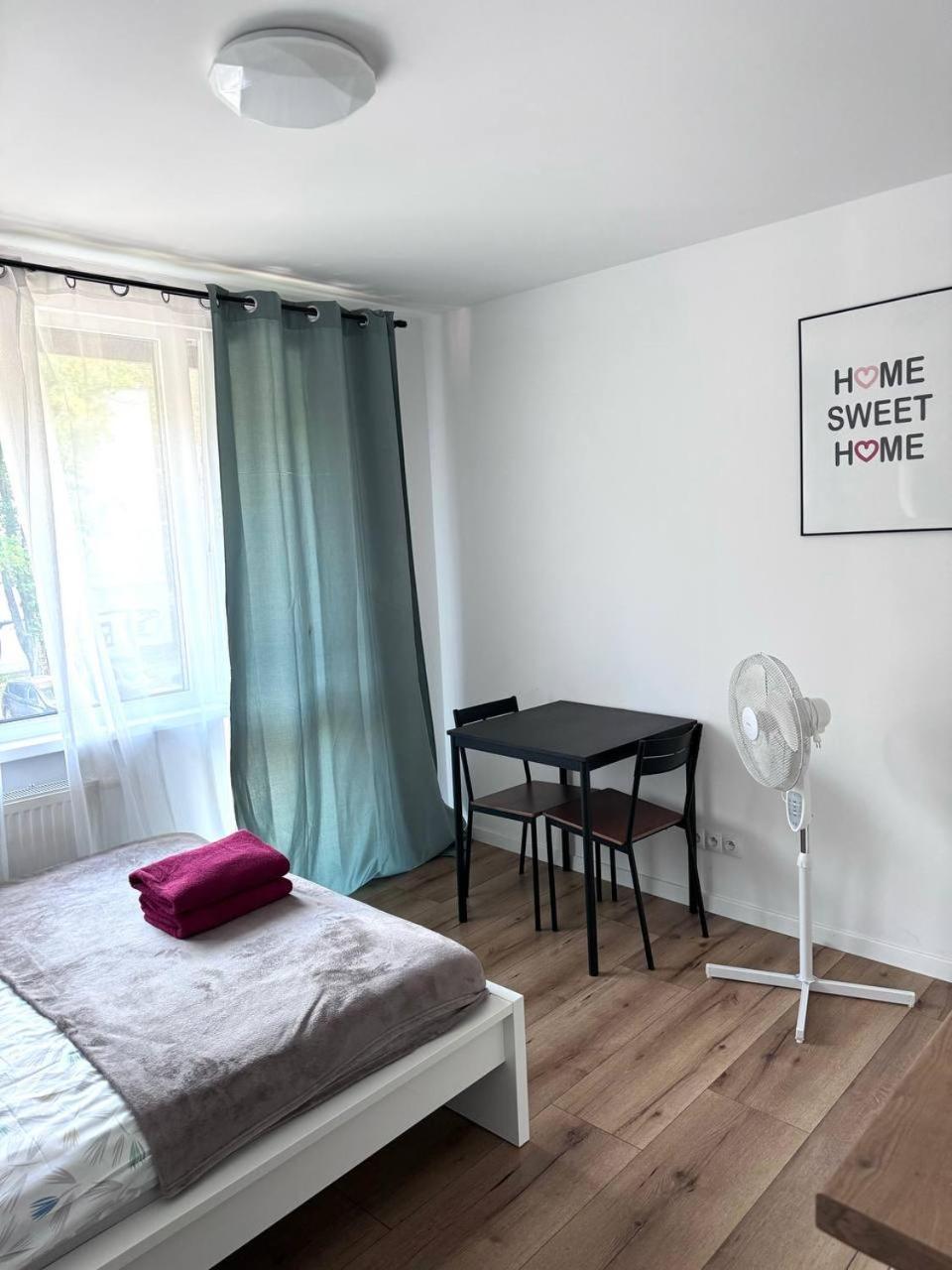Quiet Apartment Near The Park, Metro, Centre, Wi-Fi - By Hik Apartments Warsaw Ngoại thất bức ảnh